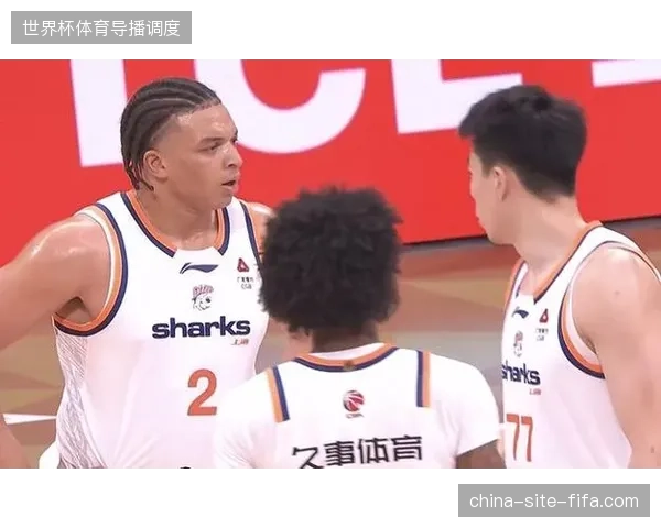 本赛季季后赛格局相对稳定，常规赛排名前四的上海、北京、深圳和广厦队成功会师半决赛